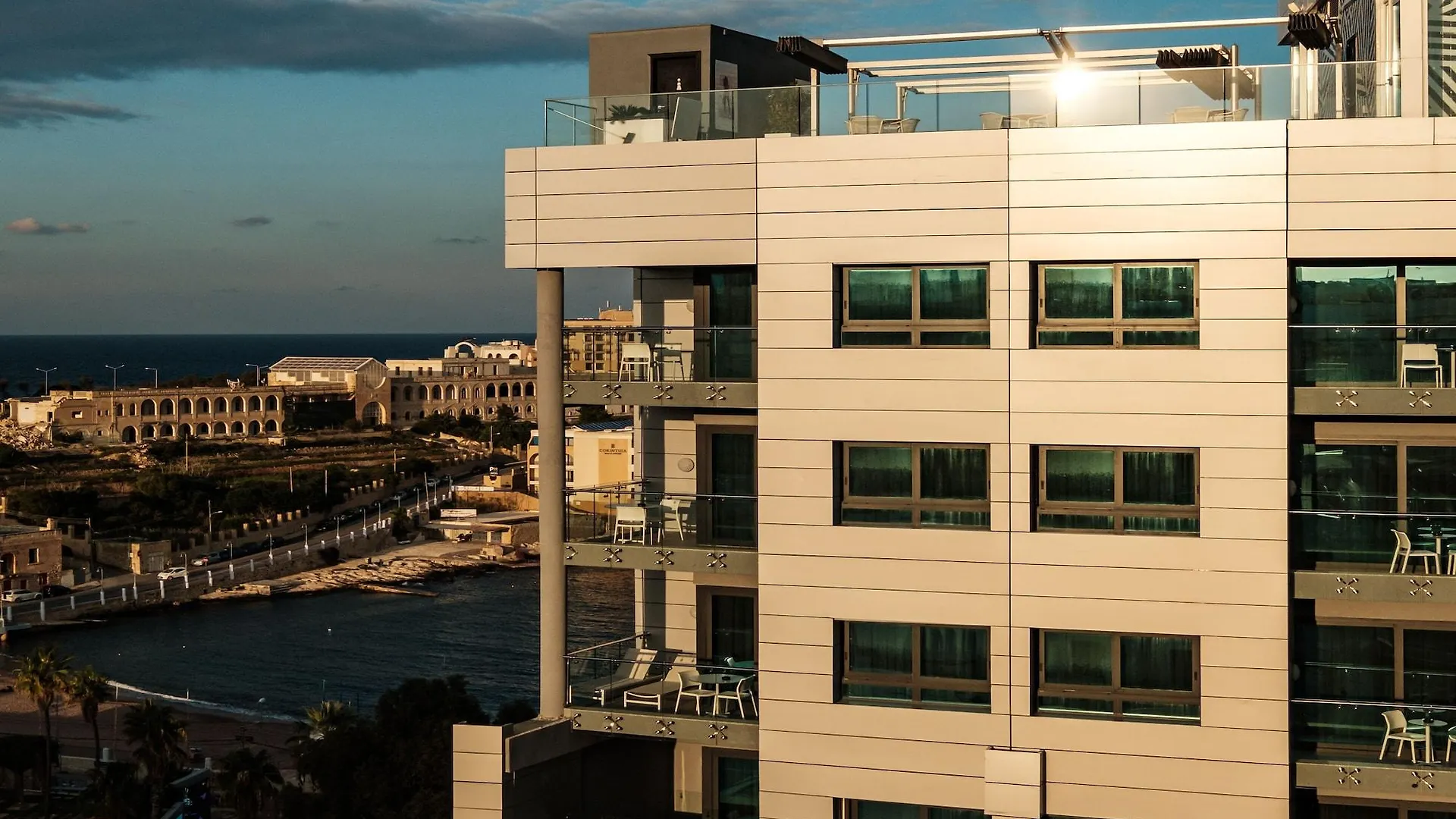 Be.Hotel Saint Julian's 4*,  Malta