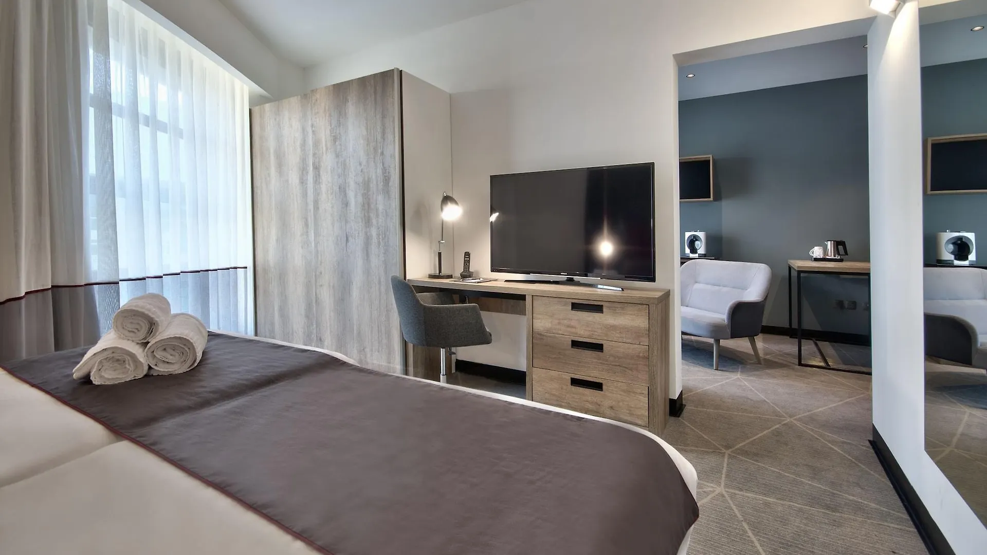 Be.Hotel Saint Julian's 4*,