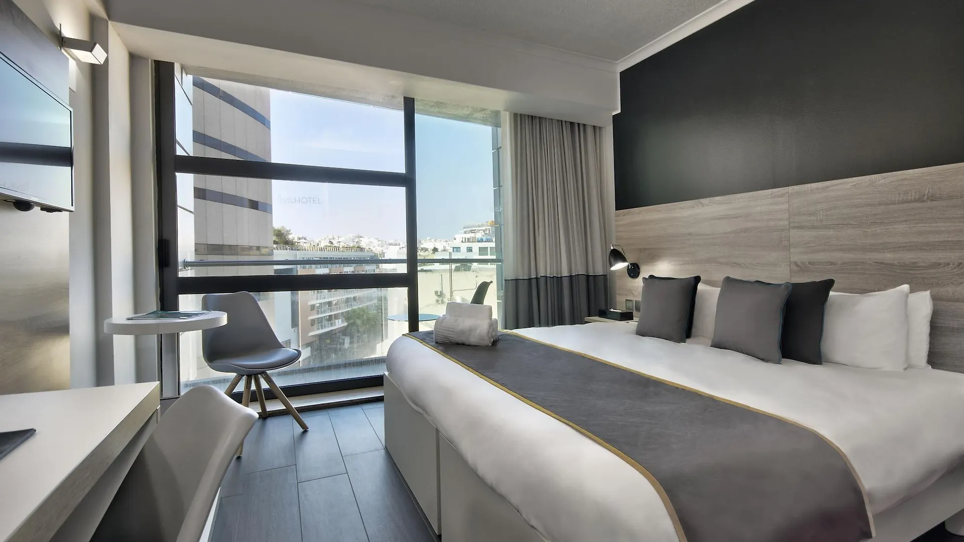 Be.Hotel Saint Julian's Hotel
