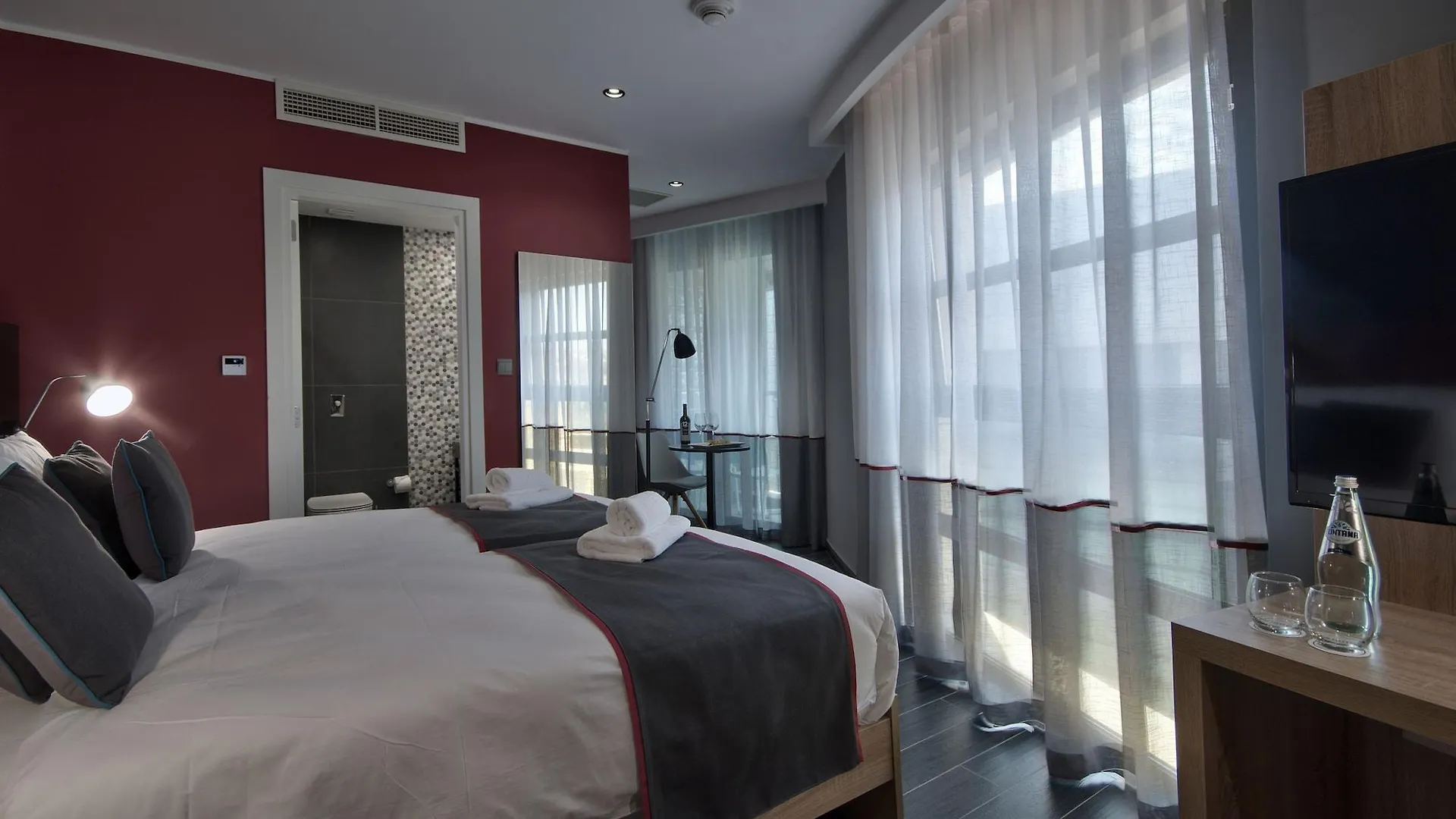 Be.Hotel Saint Julian's 4*,  Malta