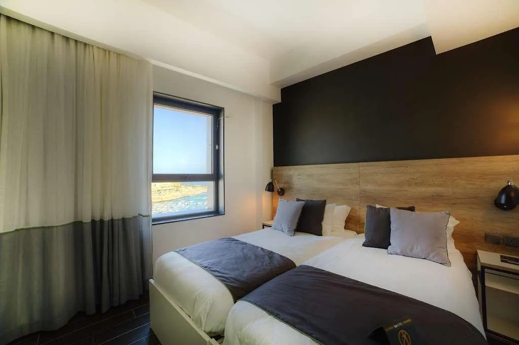 Be.Hotel Saint Julian's 4*,  Malta